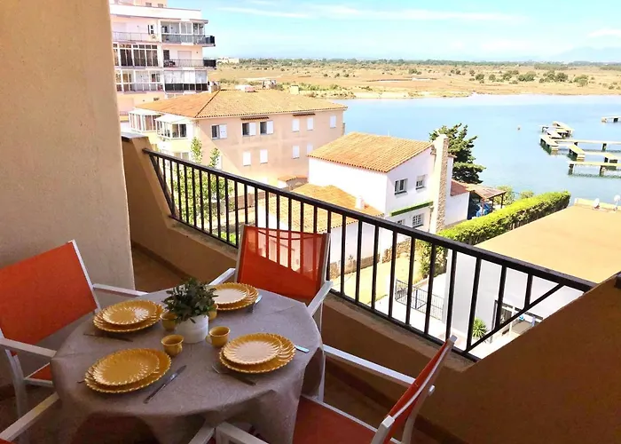 Romina 4e - Apartamento En Los Canales De Santa Margarita - Terraza Con Vistas Rosas
